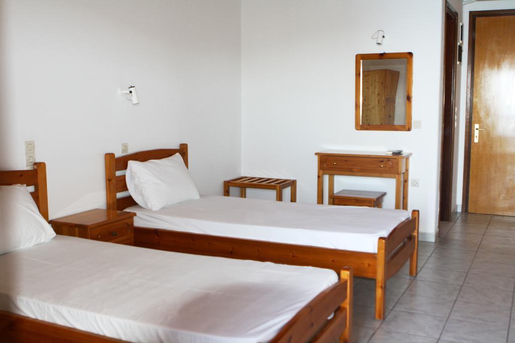 Ostria Hotell Patitírion Rum bild