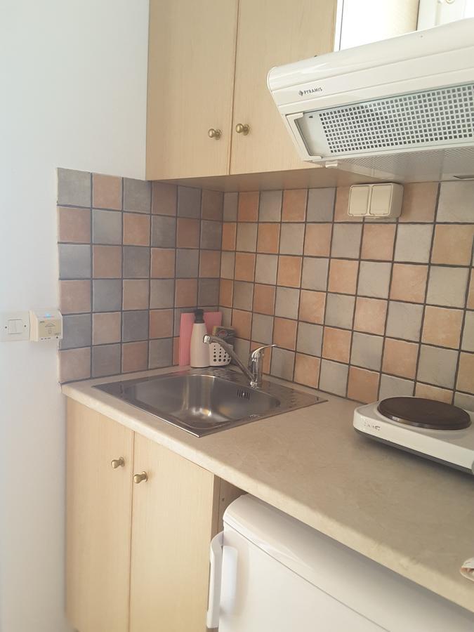 Ostria Hotell Patitírion Exteriör bild